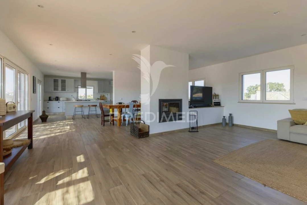 Moradia T5 para Venda em Ourique Foto 15