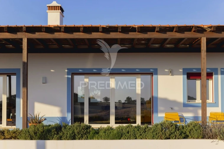 Moradia T5 para Venda em Ourique Foto 5