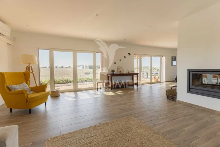 Moradia T5 para Venda em Ourique Foto 17