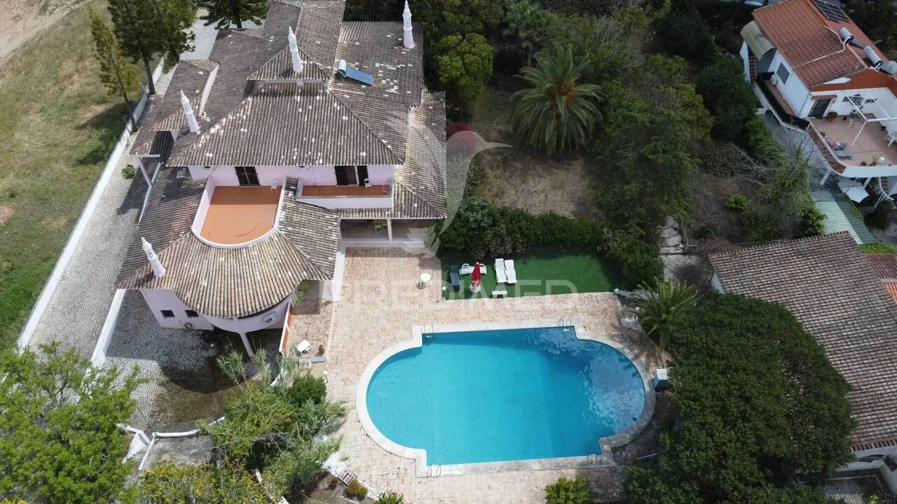 Moradia T5 para Venda em Altura Foto 5