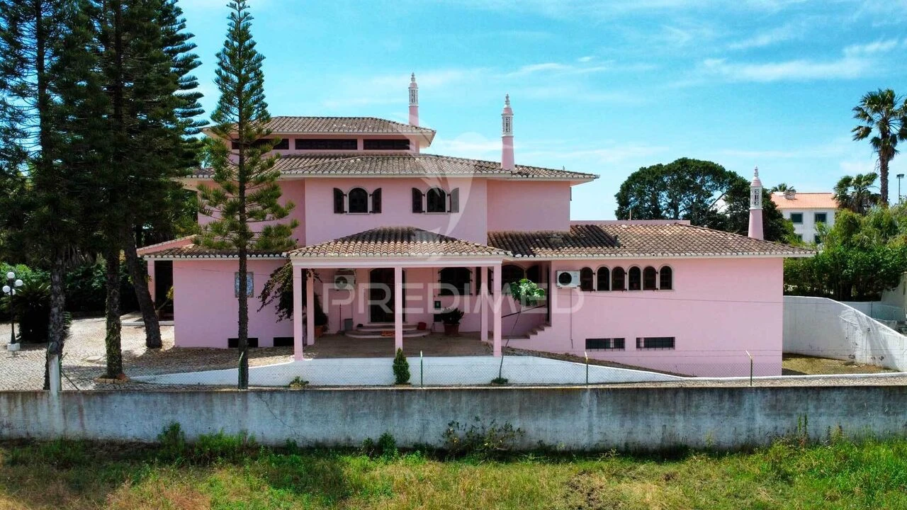 Moradia T5 para Venda em Altura Foto 3