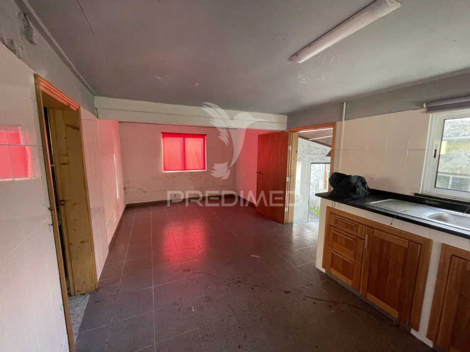 Moradia T2 para Venda em Santo Amaro Foto 12