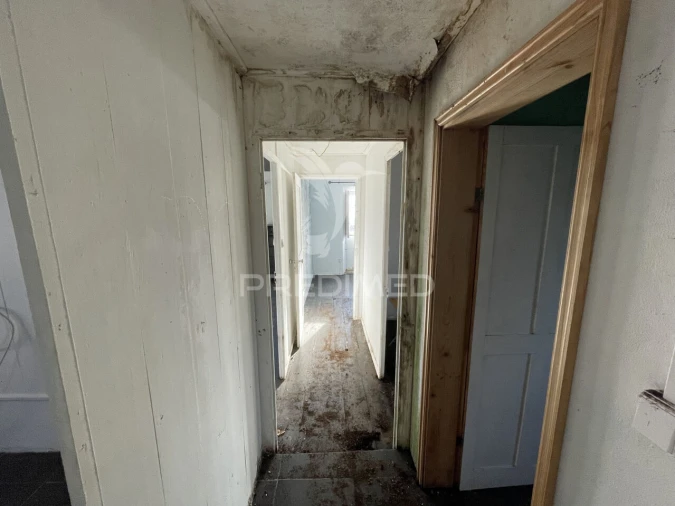 Moradia T2 para Venda em Santo Amaro Foto 5