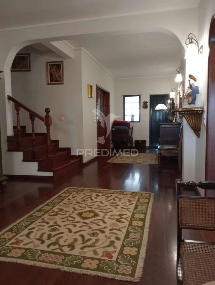 Moradia T4 para Venda em Aradas Foto 5