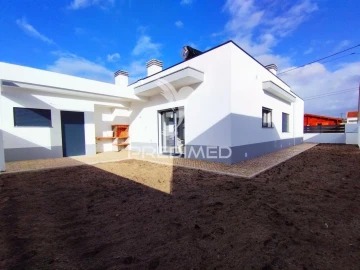 Moradia T3 para Venda em Fernao Ferro