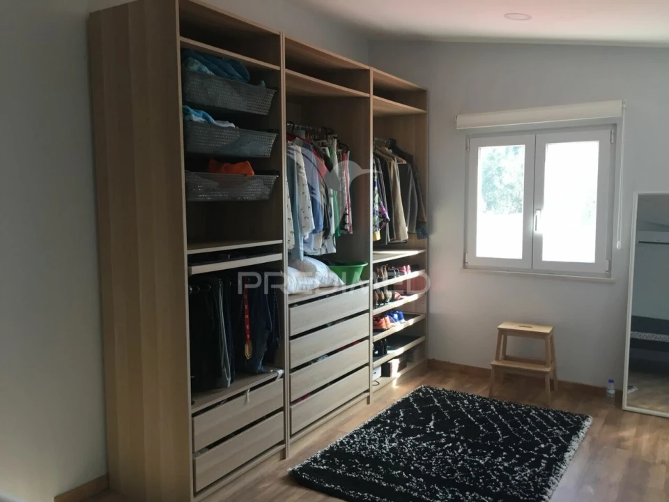 Moradia T5 para Venda em Samora Correia Foto 9