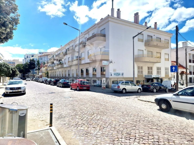 Apartamento T3 para Venda em Costa da Caparica Foto 28