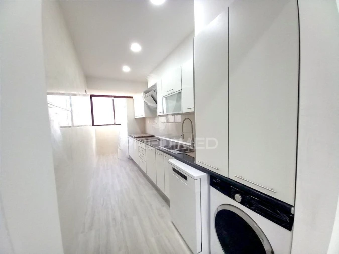 Apartamento T3 para Venda em Costa da Caparica Foto 21