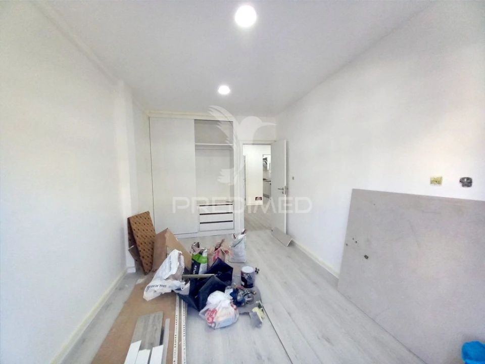 Apartamento T3 para Venda em Costa da Caparica Foto 16