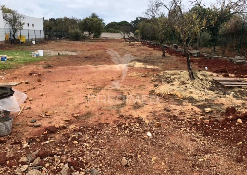 Terreno para Venda em Loule (São Sebastião) Foto 2