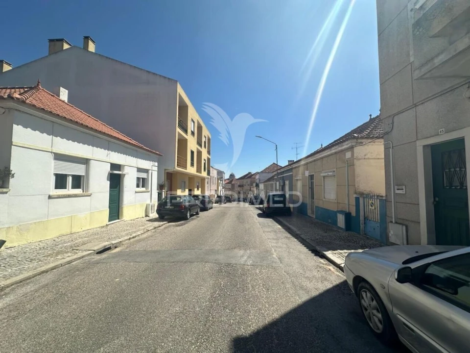 Moradia T3 para Venda em Marvila, Ribeira Santarém, São Salvador, São Nicolau Foto 13