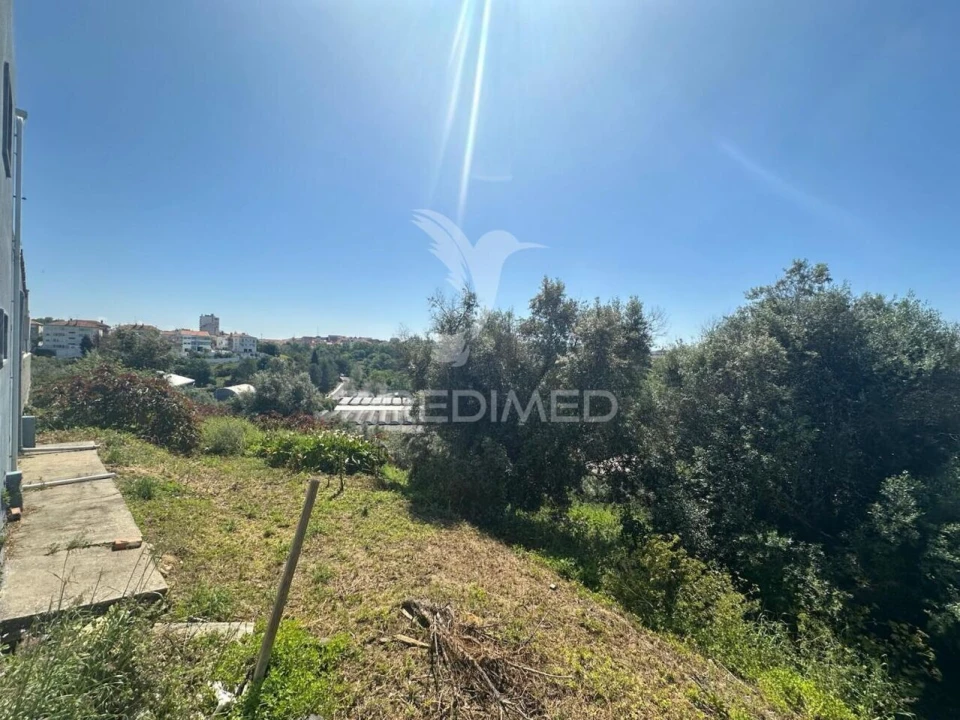 Moradia T3 para Venda em Marvila, Ribeira Santarém, São Salvador, São Nicolau Foto 6