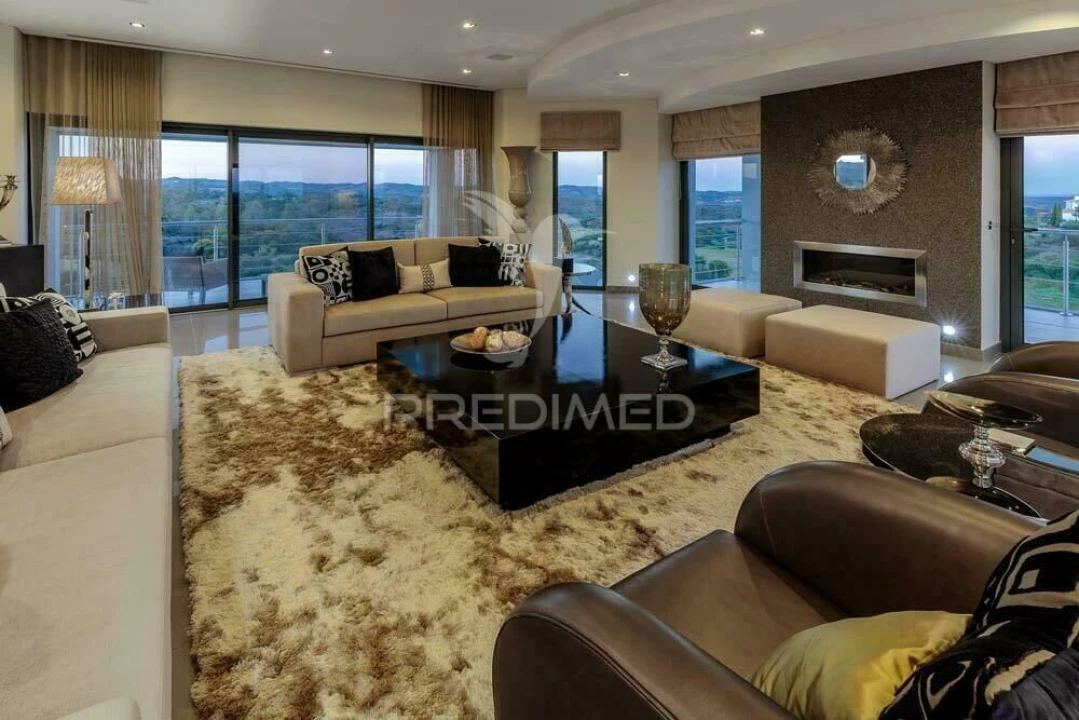 Moradia T5 para Venda em Vila Nova de Cacela Foto 5