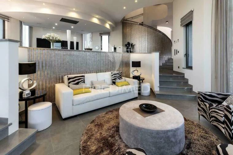 Moradia T5 para Venda em Vila Nova de Cacela Foto 6