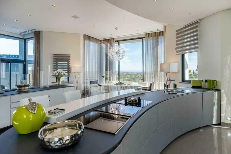 Moradia T5 para Venda em Vila Nova de Cacela Foto 9