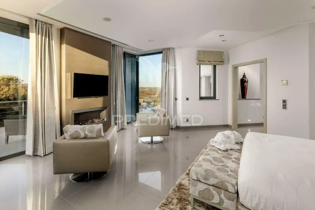 Moradia T5 para Venda em Vila Nova de Cacela Foto 16