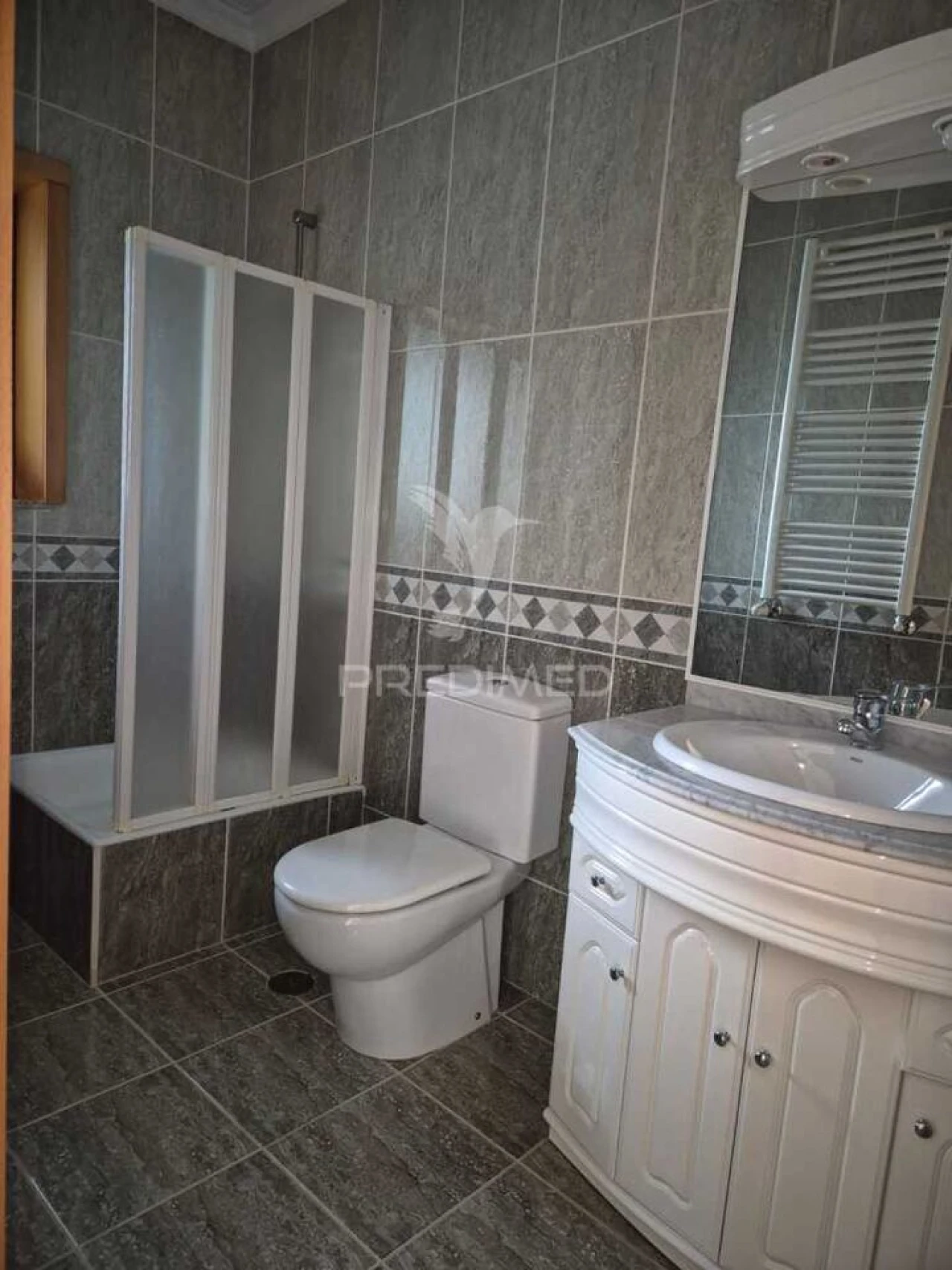 Moradia T4 para Venda em Lago Foto 12