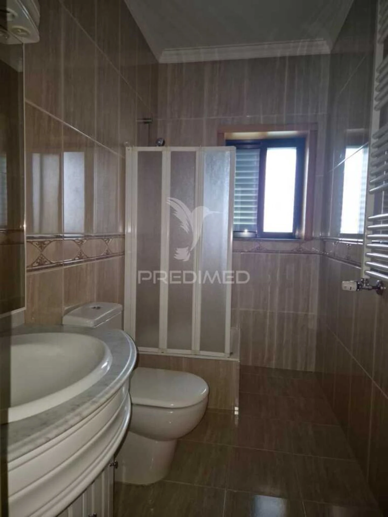 Moradia T4 para Venda em Lago Foto 13