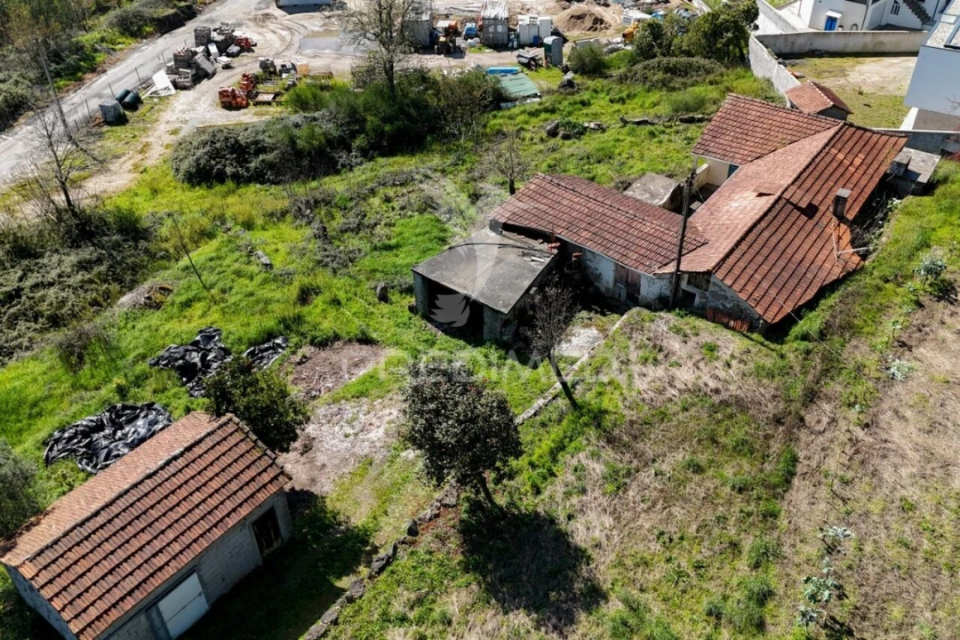 Moradia T3 para Venda em Arnoso (Santa Maria e Santa Eulália) e Sezures Foto 5