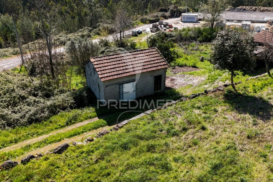 Moradia T3 para Venda em Arnoso (Santa Maria e Santa Eulália) e Sezures Foto 7