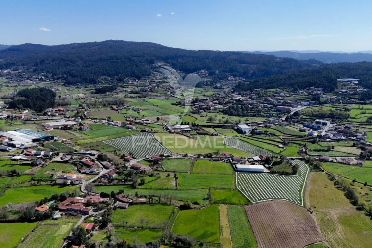 Moradia T3 para Venda em Arnoso (Santa Maria e Santa Eulália) e Sezures Foto 19