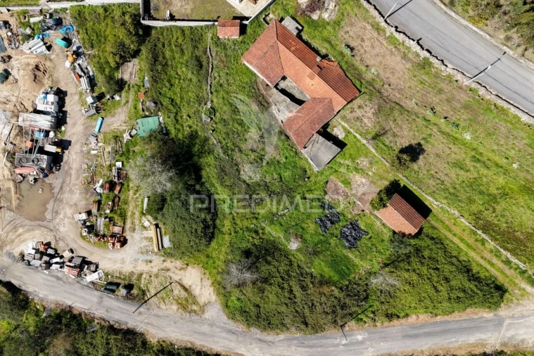 Moradia T3 para Venda em Arnoso (Santa Maria e Santa Eulália) e Sezures Foto 10