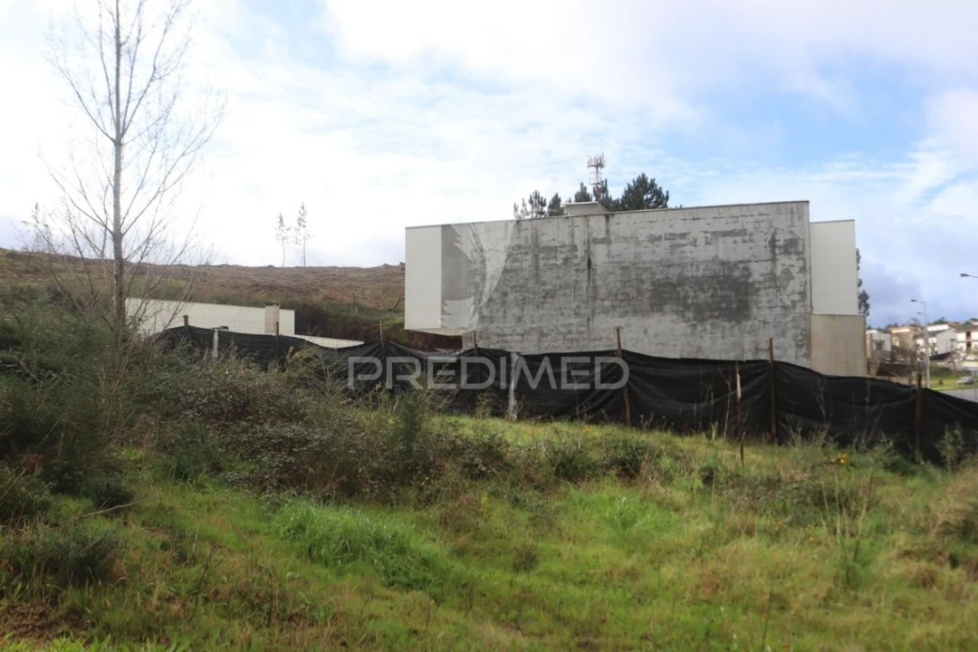 Terreno para Venda em Pousa Foto 12