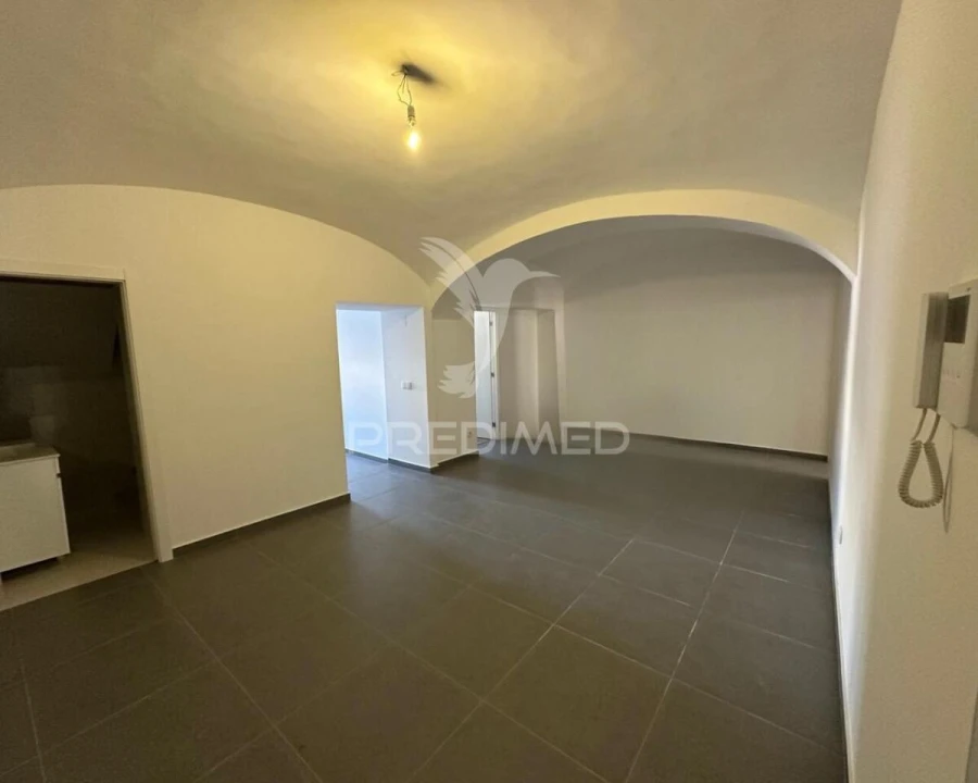 Apartamento T3 para Venda em Caia, São Pedro e Alcáçova Foto 5