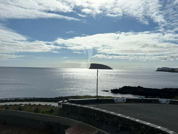 Moradia T4 para Venda em Porto Judeu Foto 10