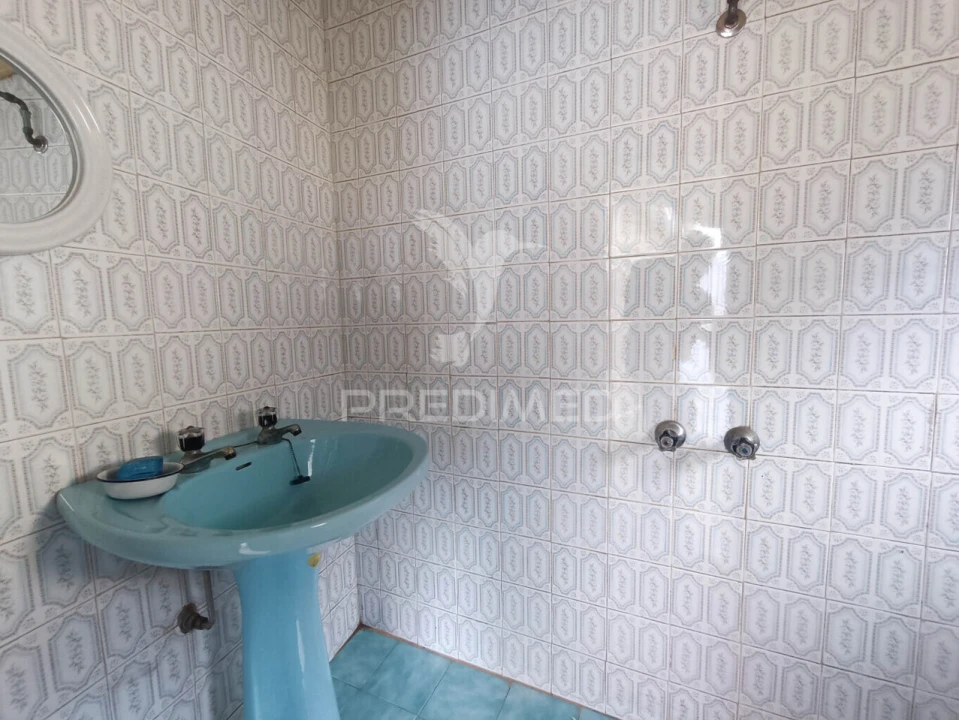 Moradia T2 para Venda em Poço do Canto Foto 6