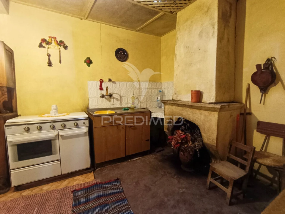 Moradia T2 para Venda em Poço do Canto Foto 2