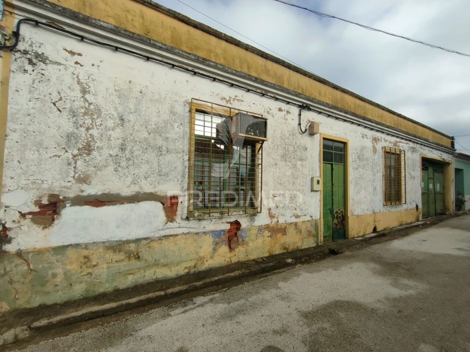 Armazém para Venda em Alcanhões Foto 2