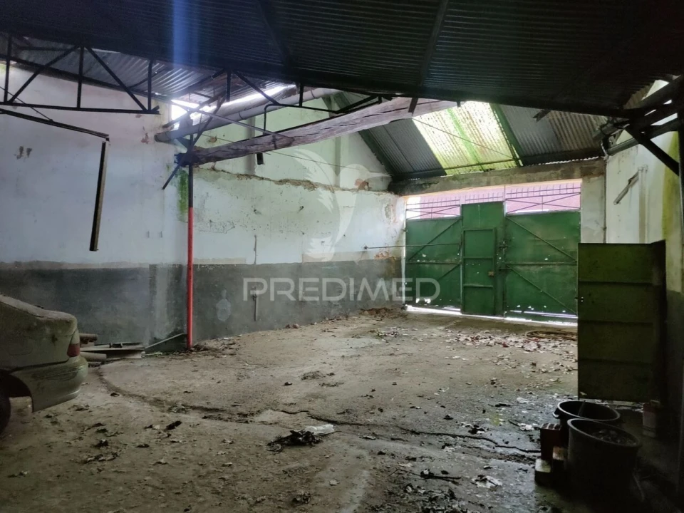 Armazém para Venda em Alcanhões Foto 4