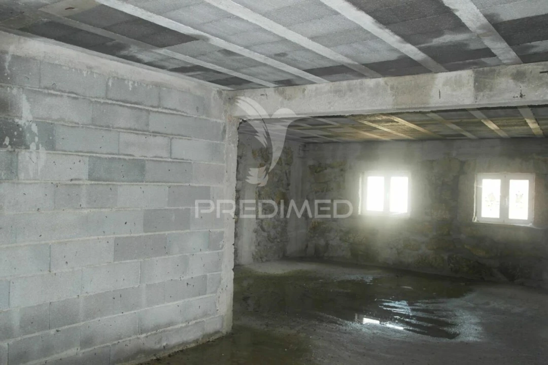 Moradia T2 para Venda em Algodres Foto 3