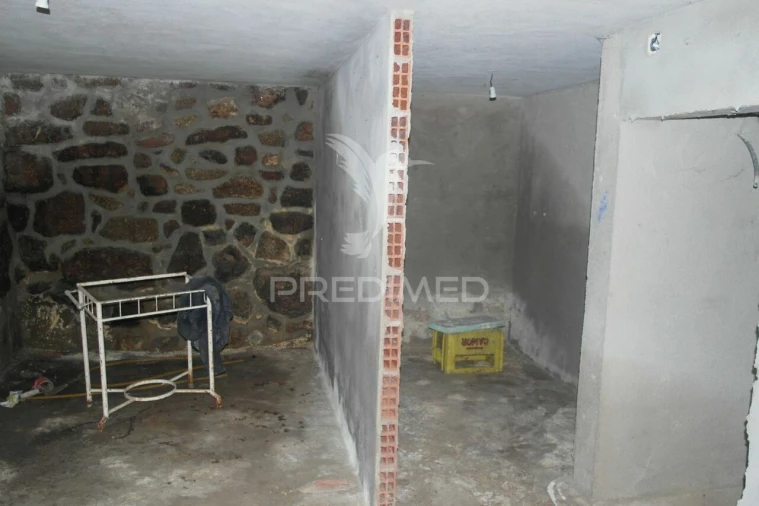 Moradia T2 para Venda em Algodres Foto 10