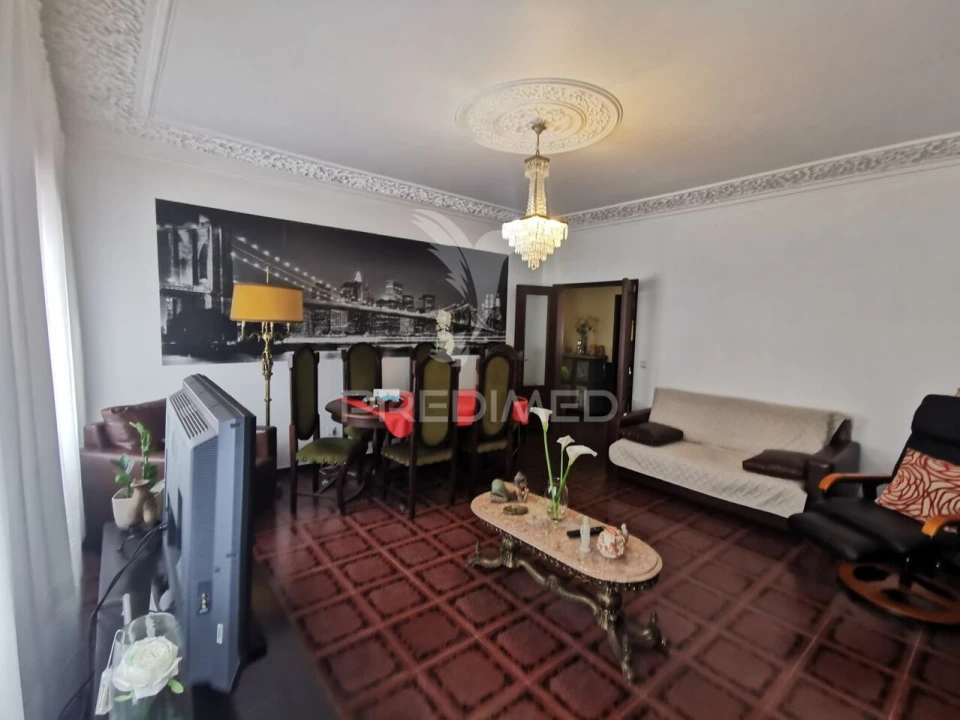 Moradia T4 para Venda em Nossa Sra de Fatima Foto 7