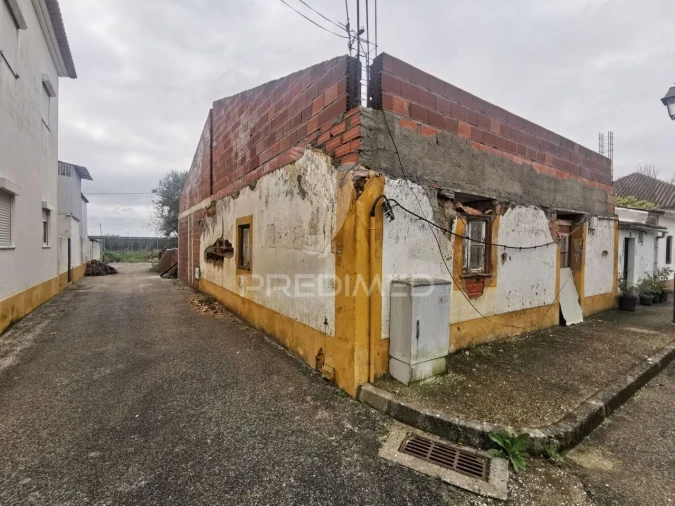 Moradia T2 para Venda em Golegã Foto 6