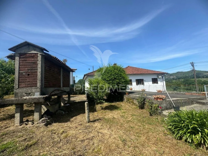 Moradia T3 para Venda em Pico Foto 13