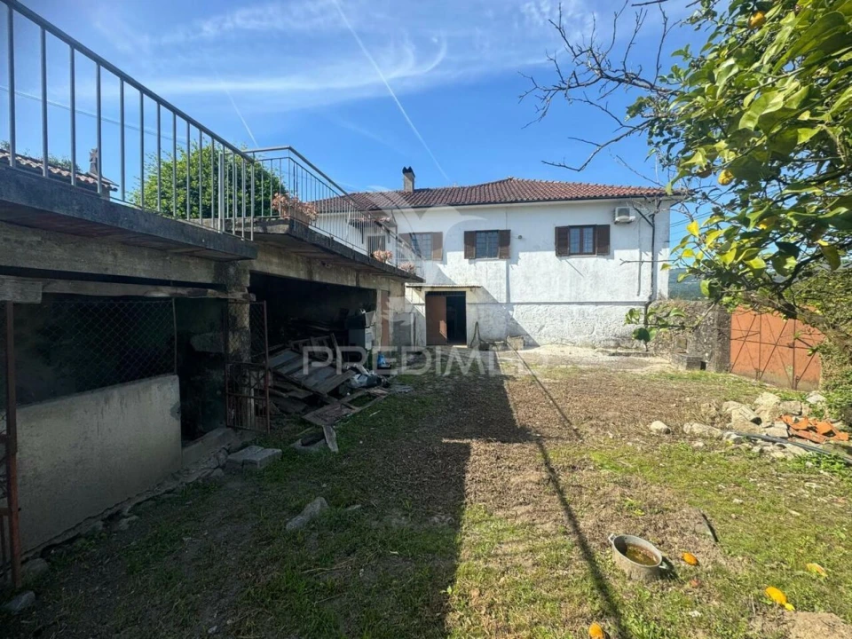 Moradia T3 para Venda em Pico Foto 16