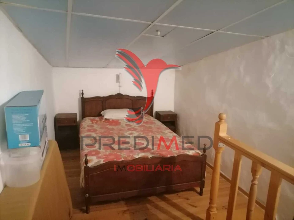 Moradia T2 para Venda em Alagoa Foto 6