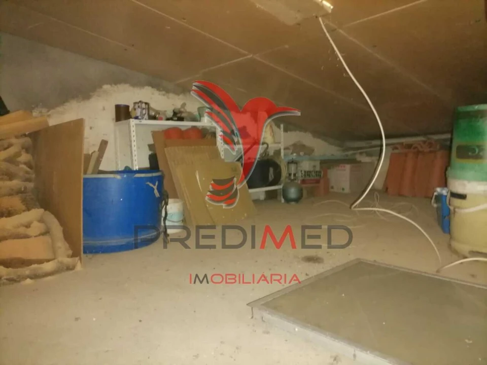 Moradia T2 para Venda em Alagoa Foto 5