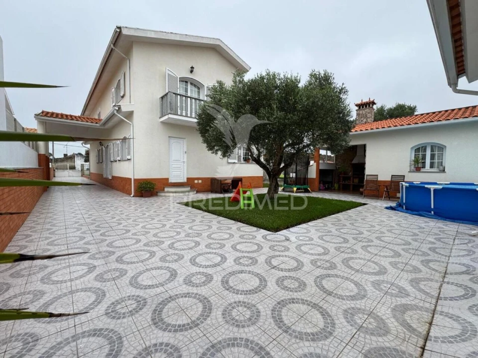 Moradia T4 para Venda em São Bernardo Foto 34