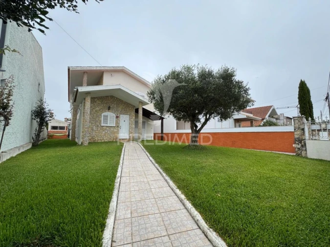 Moradia T4 para Venda em São Bernardo Foto 37