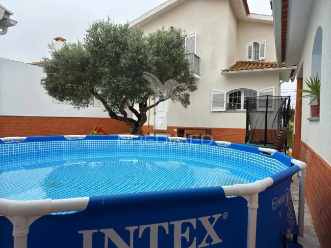 Moradia T4 para Venda em São Bernardo Foto 31