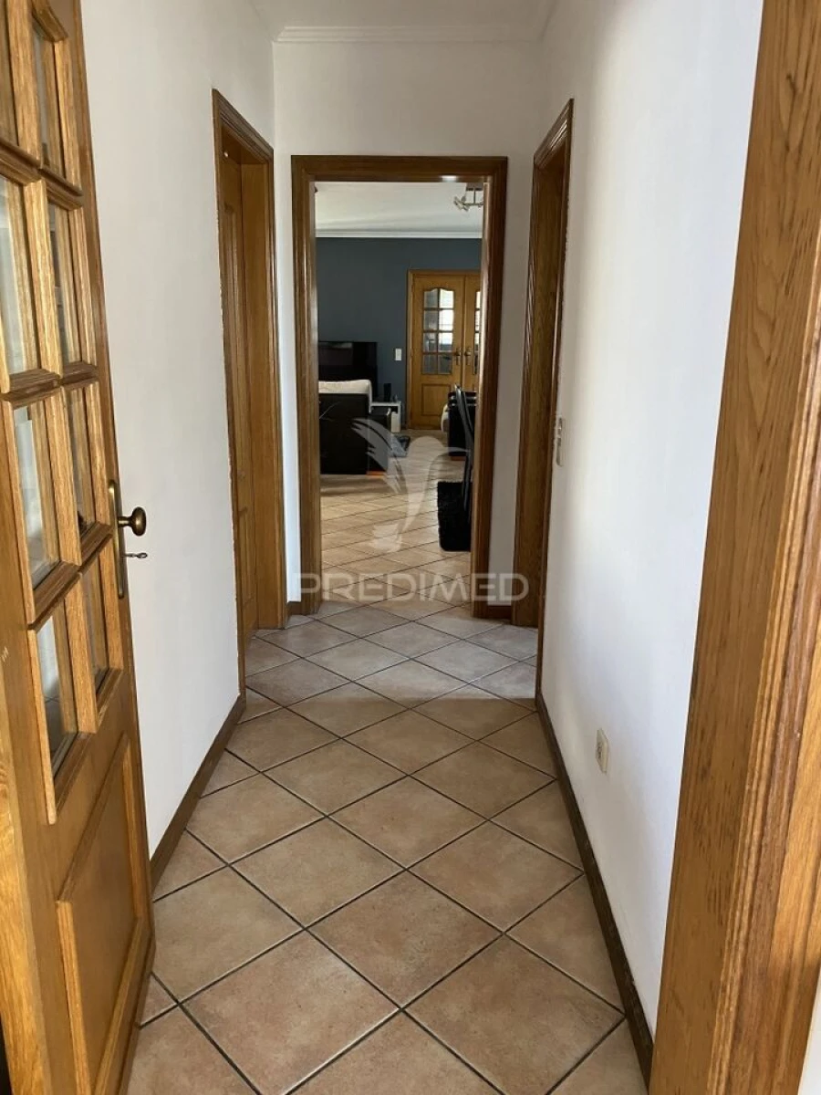 Moradia T4 para Venda em São Bernardo Foto 10