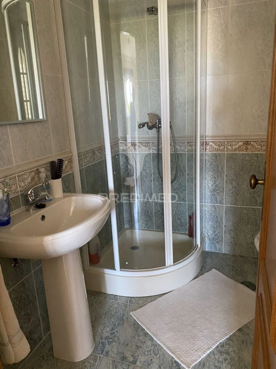 Moradia T4 para Venda em São Bernardo Foto 18