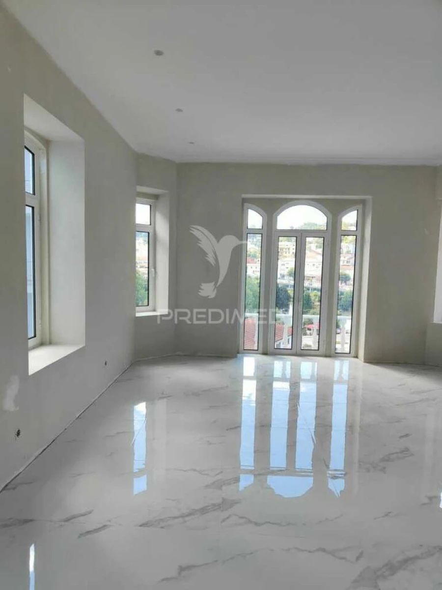 Apartamento T4 para Venda em Sever do Vouga Foto 2