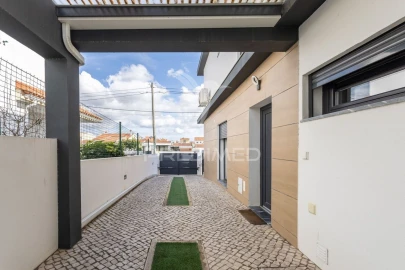 Moradia T3 para Venda em Fernao Ferro