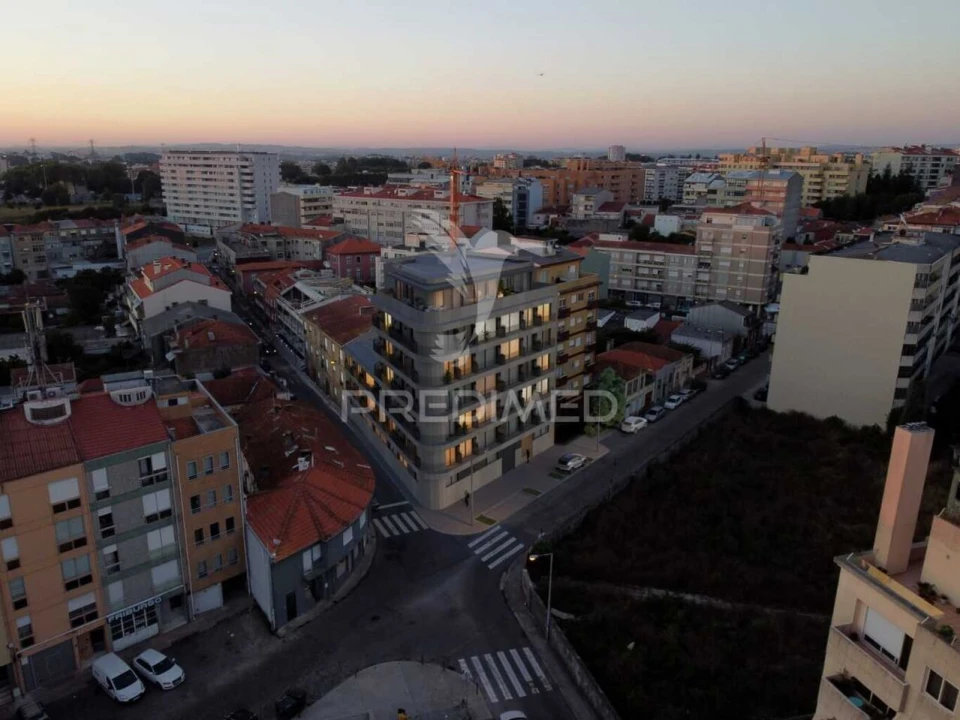 Apartamento T2 para Venda em Paranhos Foto 4