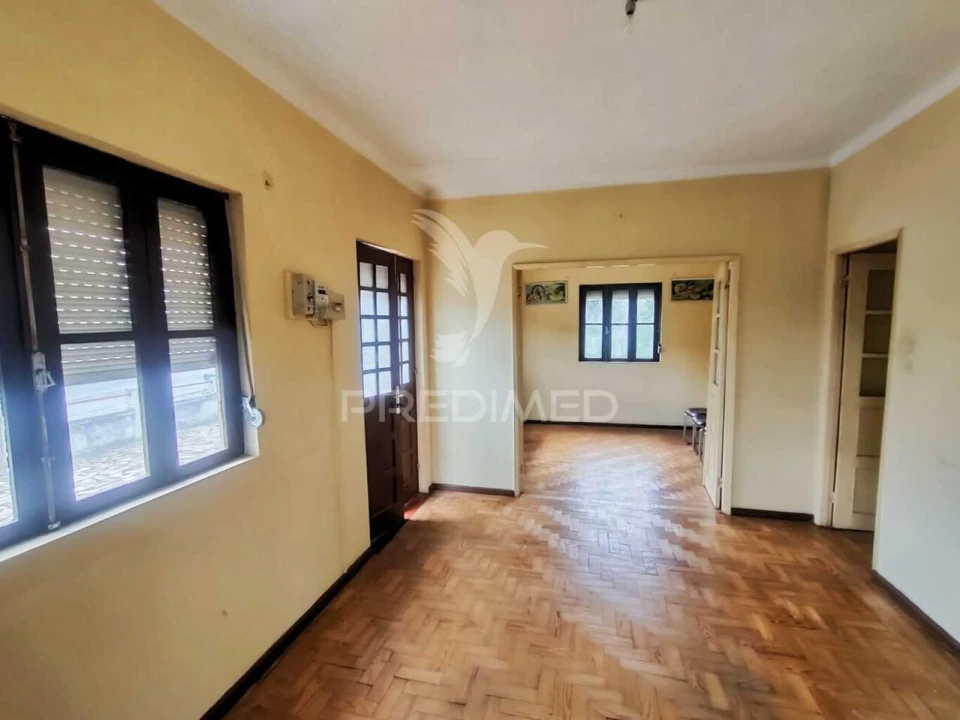 Moradia T3 para Venda em Mujães Foto 23